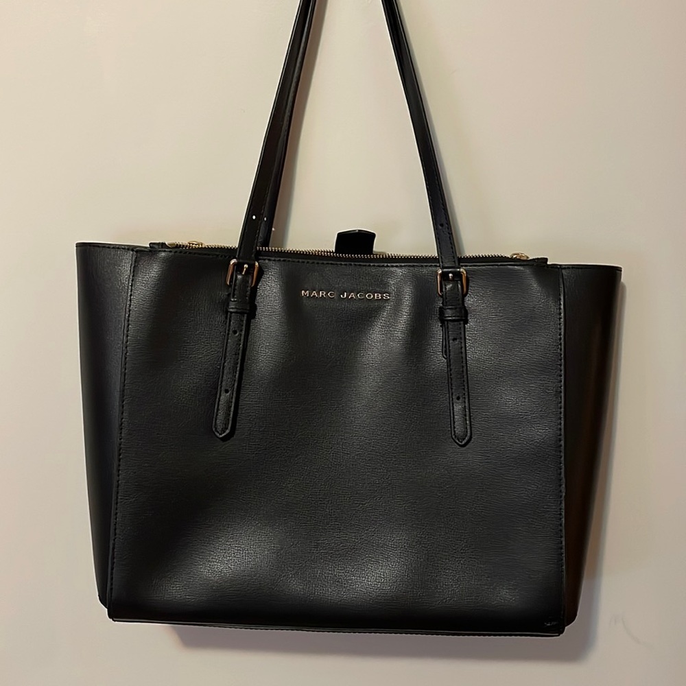 MARC JACOBS ❤️😍💰GENUINE LEATHER TOTE BAG NEW WITHOUT TAG